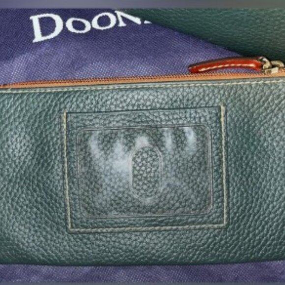 Dooney & Bourke Green Pebbled Leather Wristlet - Picture 3 of 3